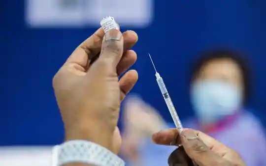 Hàn Quốc ghi nhận ca tử vong đầu tiên do đông máu sau khi tiêm vaccine Covid-19